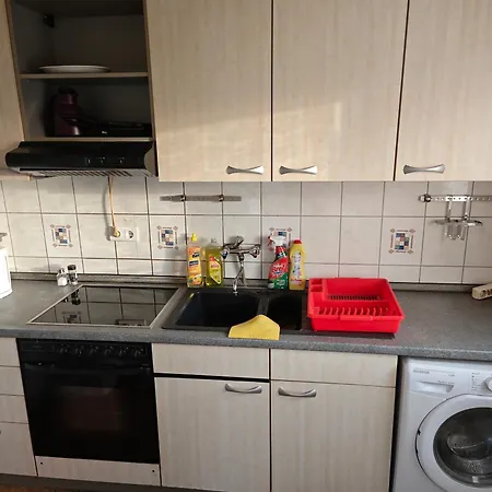 24h Check-in 3 * Gädheim