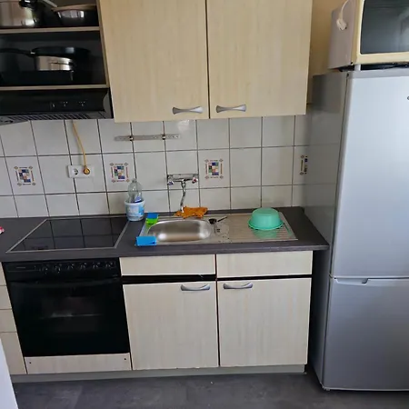 Διαμέρισμα 24h Check-in 3